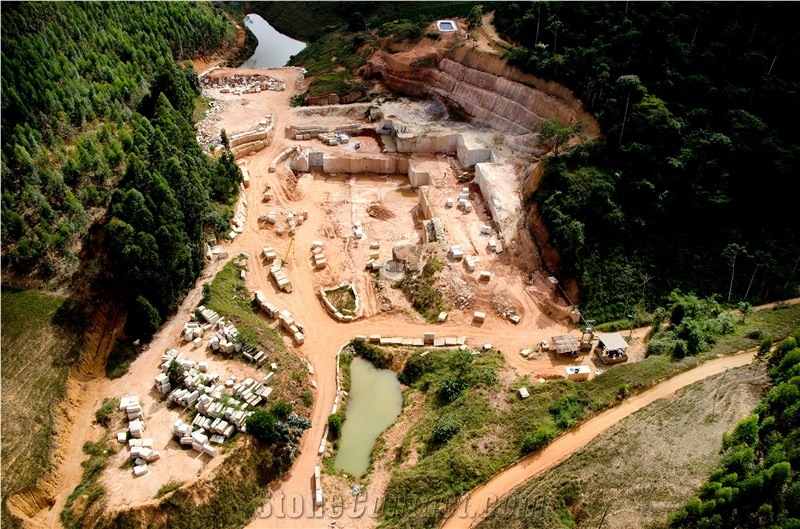 Branco Desiree- White Desiree Granite Quarry