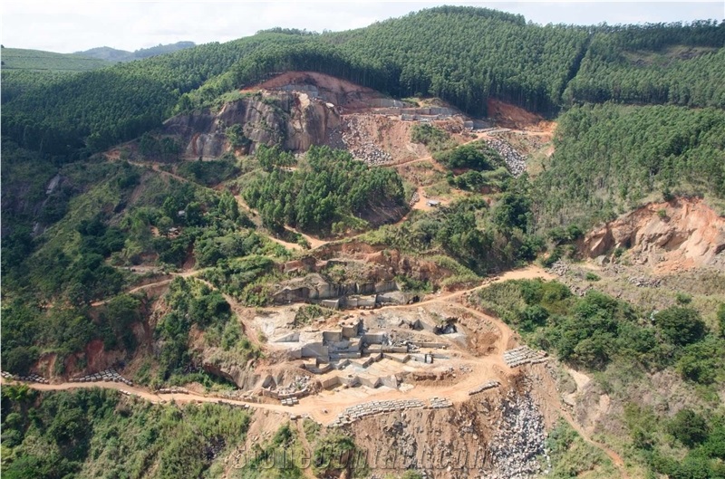 Verde Labrador Green Granite Quarry