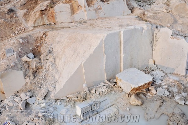 Umti White Marble Rajsamand Quarry