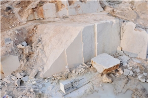 Umti White Marble Rajsamand Quarry