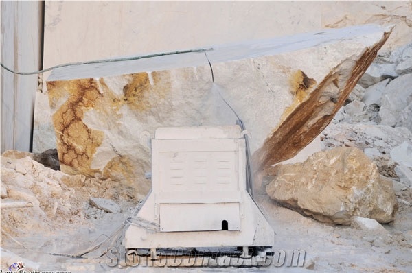 Umti White Marble Rajsamand Quarry