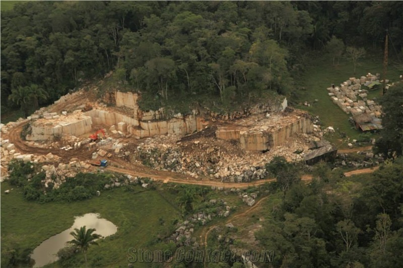 Beige Guatemala - Crema Toscana Marble Quarry