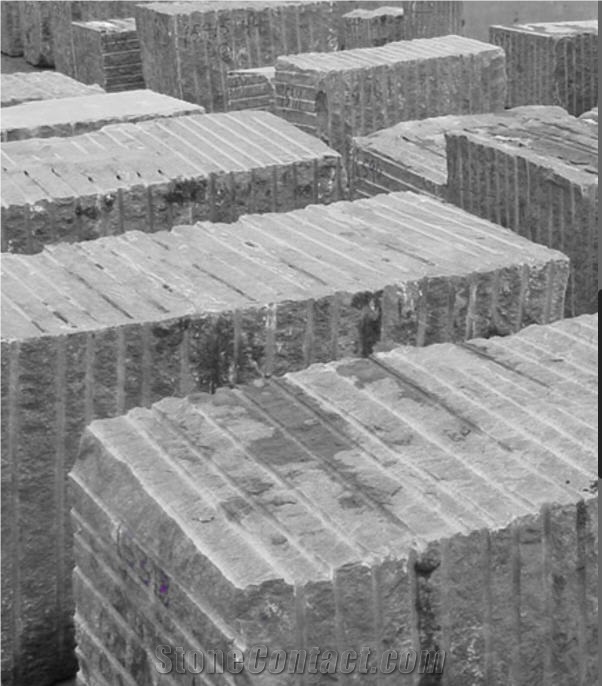 Gris St-Sebastien - San Sebastian Granite Quarry