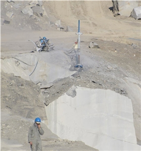 Natanz Black Granite Quarry