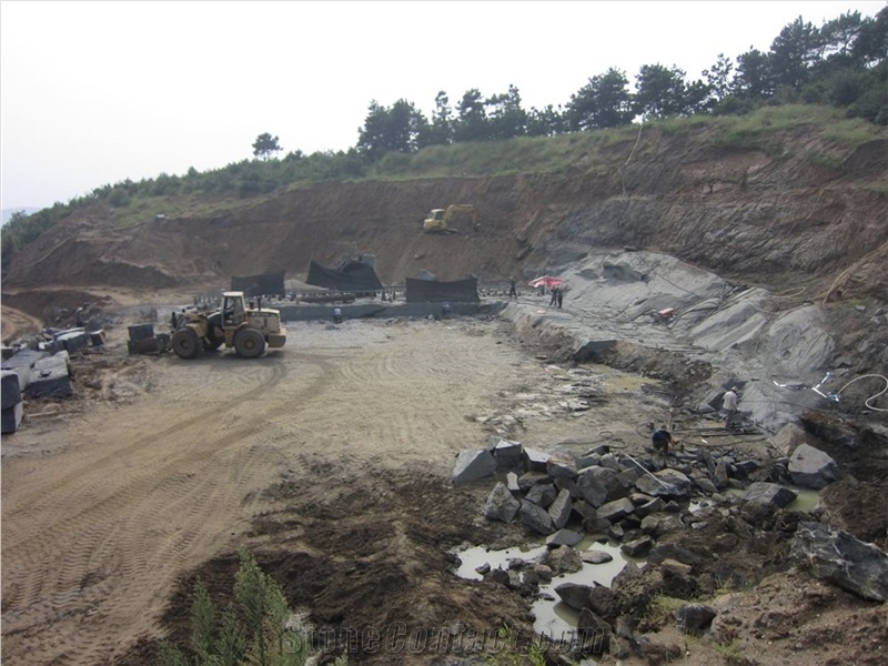 New Jet Mist Granite - China Via Lactea Granite Quarry