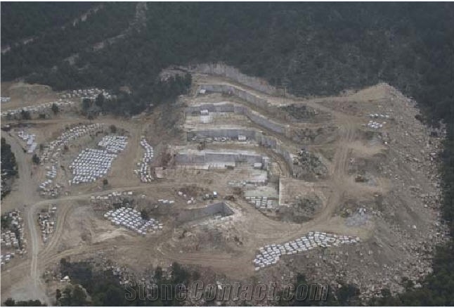 Rojo Quipar - Quipar Claro Quarry