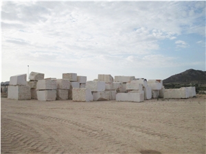 Crema Marfil Coto Quarry