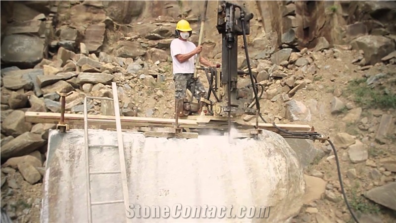 Pietra di Matraia Stone Quarry