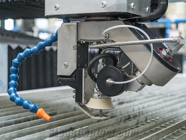 Brembana Formaxjet Numerically Controlled 5 Axis Bridge Saw & Waterjet Cutting
