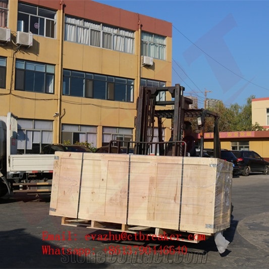 SOOSAN SB81 Hydraulic Breaker for 18-26 ton Excavator 