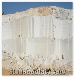 Perlato Limestone Quarry
