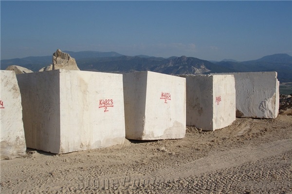 Classic Light Travertine Quarry