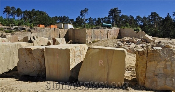 Dorada Urbion quarry at Vilviestre, Burgos, Spain