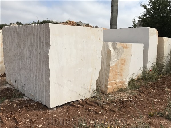Nessuna Limestone Quarry