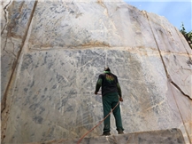 Fontaine Blue Quartzite- Fountaine Bleau Quarry