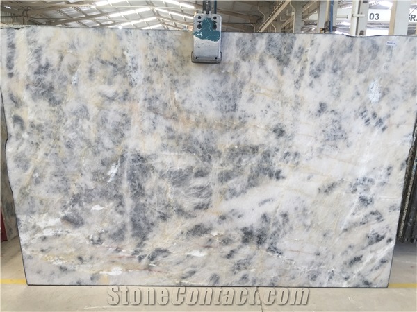 Fontaine Blue Quartzite- Fountaine Bleau Quarry