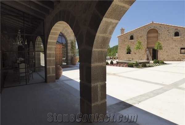 Pietra Forte Ocra Sandstone Quarry