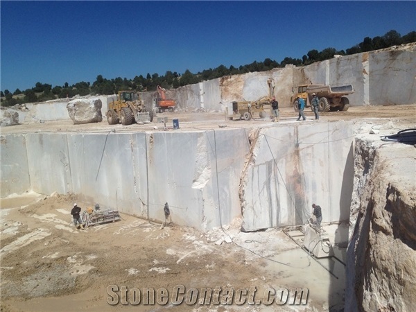 Salmon Grey Marble Quarry