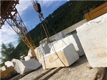 Bianco Carrara CD, Bianco Carrara C Marble Quarry