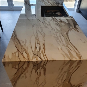Macchia Vecchia Porcelain Kitchen Countertop