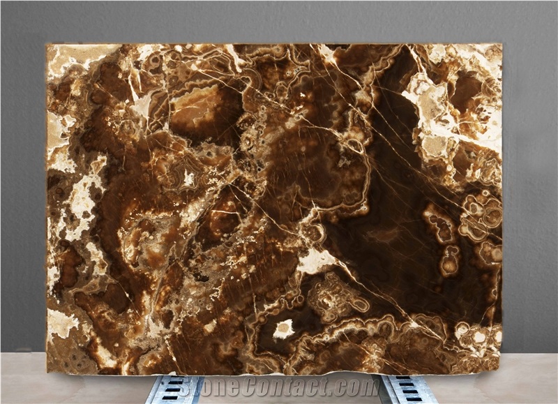 Brown Traonyx Slabs