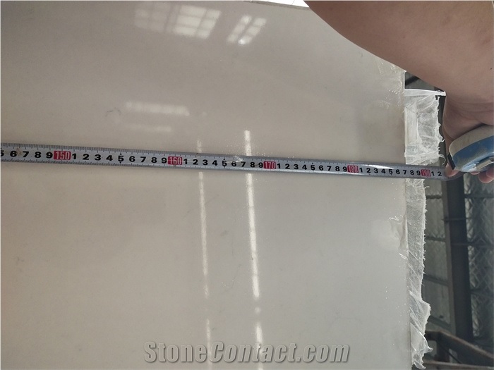 Frosty carrara quartz slab