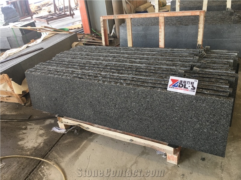 Flamed Top Rock Face Black Granite Stair Treads