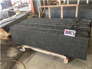 Flamed Top Rock Face Black Granite Stair Treads