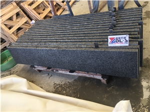 Flamed Top Rock Face Black Granite Stair Treads