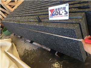 Flamed Top Rock Face Black Granite Stair Treads