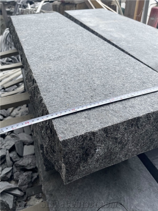 Rock Face Black Granite Stone Steps