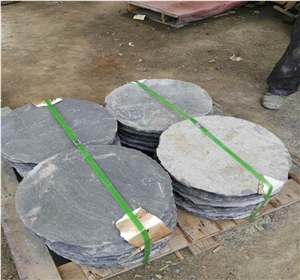 Black Slate Tumbled Split Round Shape Garden Stepper