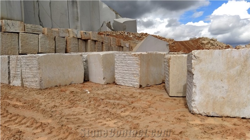 White Dallas Blocks Granite 