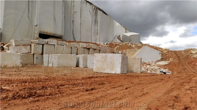 White Dallas Blocks Granite 
