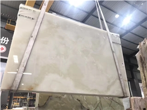 Iran White Onyx Onice Bianco Pure in China stone market