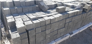 Black basalt cobble stone Black basalt cobble stone