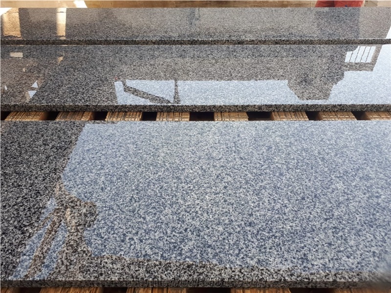 New Hallayb Granite Slabs