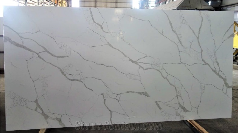Classy White Calacatta Quartz Slabs & Tiles