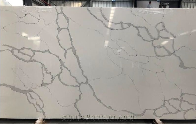 Wholesale Marble Look Calacatta Gold slabs and tiles 