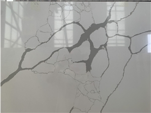 Bookmatch Calacatta Quartz Slab