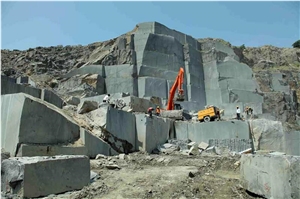Star Black Galaxy Granite Blocks, Quarry Blocks