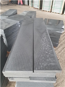 Black and Grey Basalt Stone Lava Stone Cubic Tile Stepping 