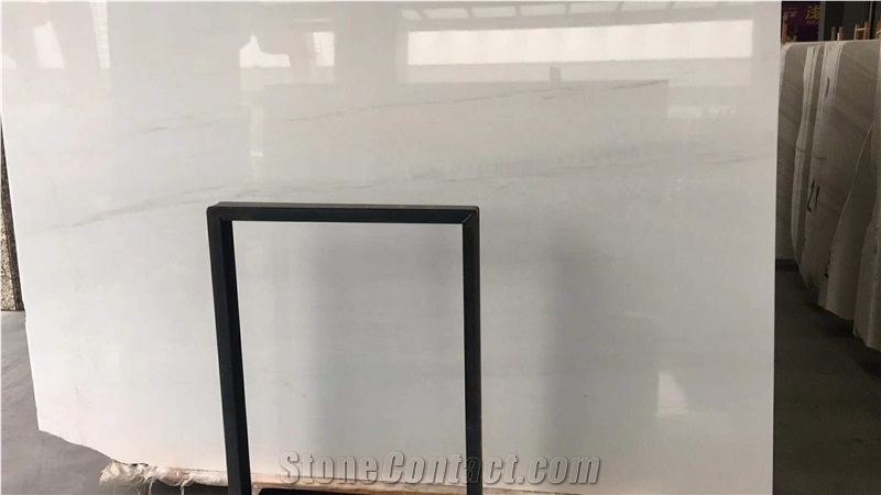 Polaris Marble Green Marble Brass Strip Medallion Floor Tile