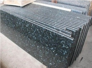 Polished Granite Type Of Emerald Pearl Granite