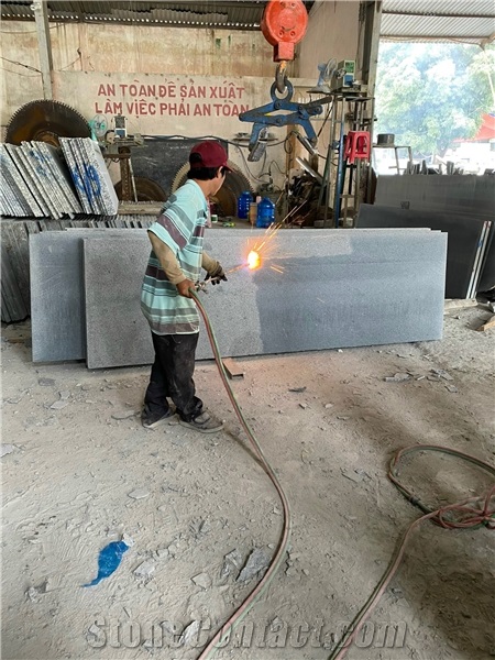 Vietnam G654 Granite Pavers, Cobble Stone
