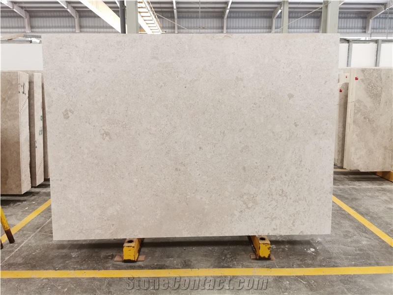 Delicate Cream Marble Tiles & Slabs