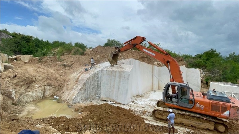 Dambulla White, Andromeda White Granite Blocks