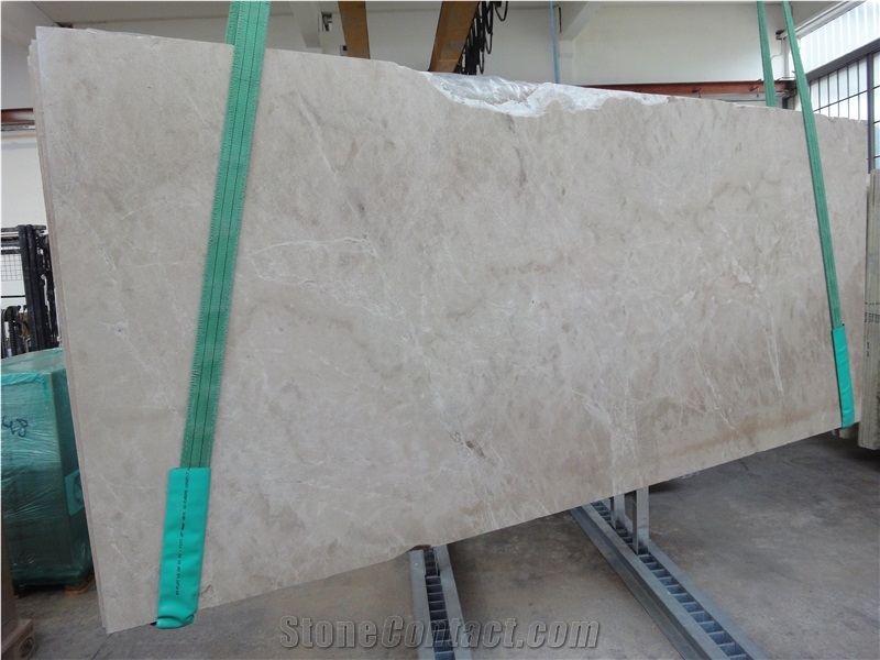 Cloudy Beige Marble Slabs