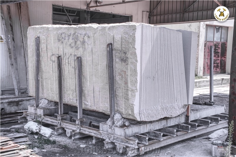 Majdan Visoka Andesite Tiles, Slabs