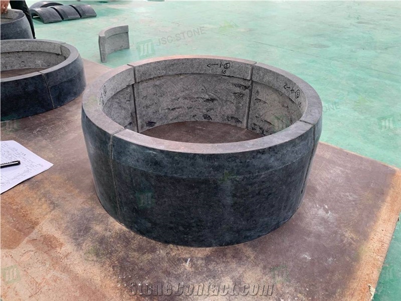 Angkor Black Granite Hollow Round Column Cladding Decoration